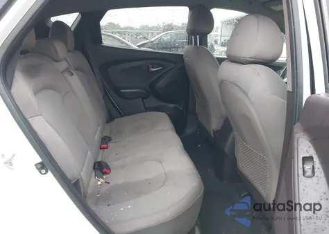 2015 Hyundai Tucson Gls z USA, uszkodzony, nr VIN KM8JTCAF5FU966521